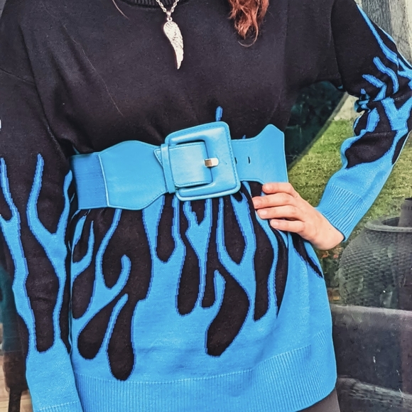 NWT Winter Oversized Streetwear Flame Sweater S: Small-Medium - Picture 9 of 12